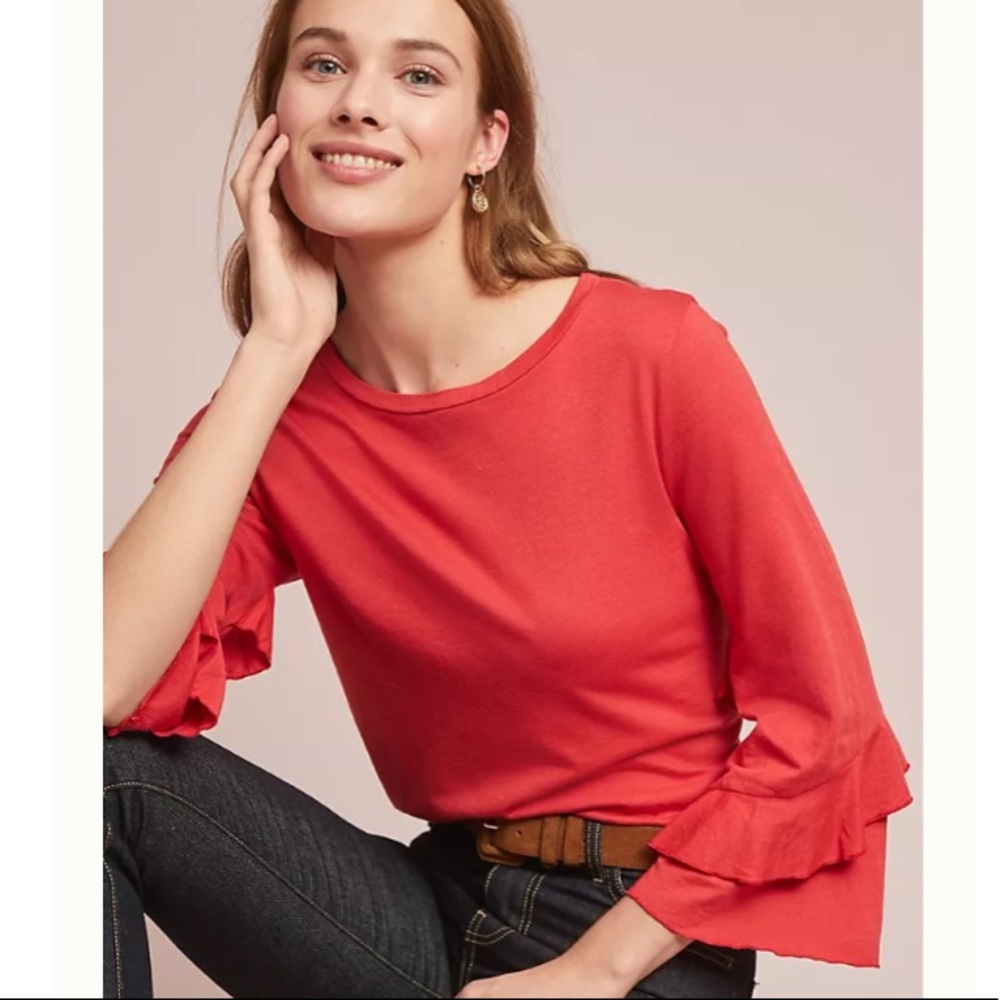 NWT Chelsea Ruffled Tee S